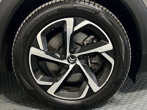 1.6 13.2kWh Shine SUV 5dr Petrol Plug-in Hybrid e-EAT8 Euro 6 (s/s) (225 ps)