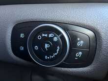 Ford Transit Custom 320 EcoBlue Limited MS-RT 