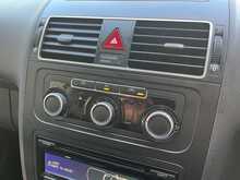 Volkswagen Touran TDI SE 
