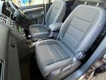 Volkswagen Touran TDI SE 