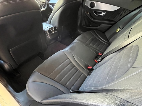 2.0 C220d AMG Line Estate 5dr Diesel G-Tronic+ Euro 6 (s/s) (194 ps)