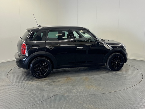 1.6 Cooper SUV 5dr Petrol Manual Euro 5 (s/s) (122 ps)