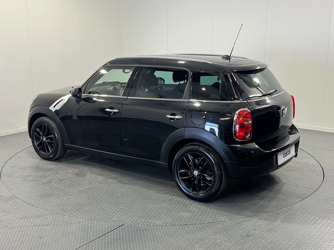 1.6 Cooper SUV 5dr Petrol Manual Euro 5 (s/s) (122 ps)