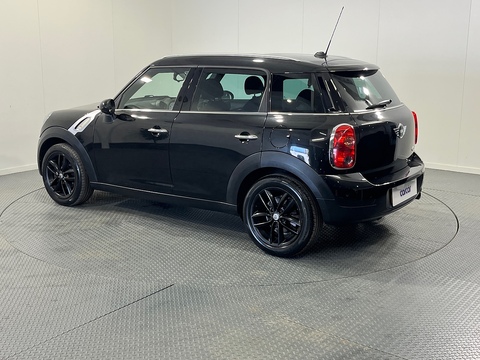 1.6 Cooper SUV 5dr Petrol Manual Euro 5 (s/s) (122 ps)