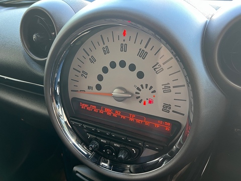 1.6 Cooper SUV 5dr Petrol Manual Euro 5 (s/s) (122 ps)