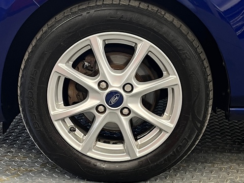 1.5 TDCi Zetec Hatchback 5dr Diesel Manual Euro 6 (s/s) (85 ps)