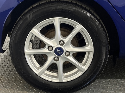 1.5 TDCi Zetec Hatchback 5dr Diesel Manual Euro 6 (s/s) (85 ps)