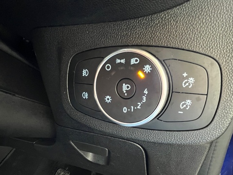 1.5 TDCi Zetec Hatchback 5dr Diesel Manual Euro 6 (s/s) (85 ps)