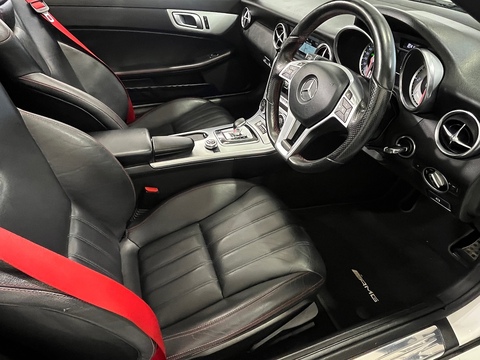 2.1 SLK250d AMG Sport Convertible 2dr Diesel G-Tronic Euro 6 (s/s) (204 ps)