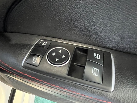 2.1 SLK250d AMG Sport Convertible 2dr Diesel G-Tronic Euro 6 (s/s) (204 ps)