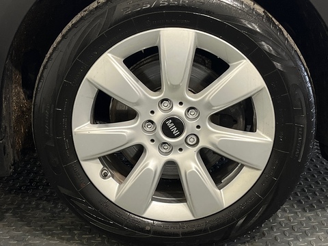 1.5 Cooper SUV 5dr Petrol Auto Euro 6 (s/s) (136 ps)