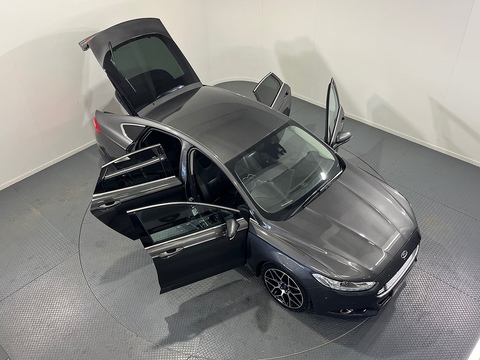 2.0T EcoBoost Titanium Hatchback 5dr Petrol Auto Euro 6 (s/s) (240 ps)