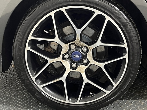 2.0T EcoBoost Titanium Hatchback 5dr Petrol Auto Euro 6 (s/s) (240 ps)