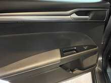 Ford Mondeo T EcoBoost Titanium 