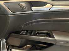 Ford Mondeo T EcoBoost Titanium 
