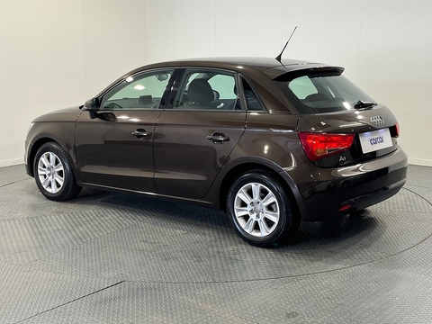 1.6 TDI SE Sportback 5dr Diesel Manual Euro 5 (s/s) (105 ps)