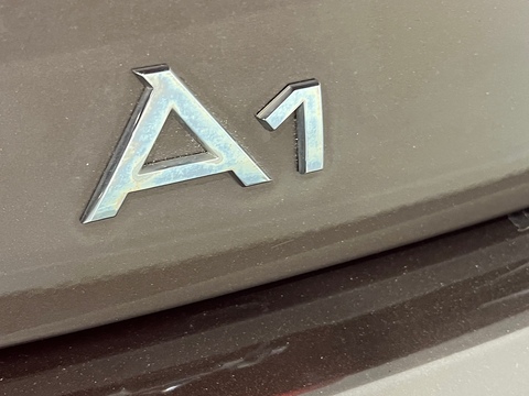 1.6 TDI SE Sportback 5dr Diesel Manual Euro 5 (s/s) (105 ps)