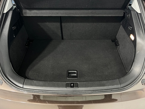 1.6 TDI SE Sportback 5dr Diesel Manual Euro 5 (s/s) (105 ps)