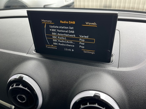 2.0 TDI S line Hatchback 3dr Diesel Manual Euro 6 (s/s) (Nav) (150 ps)