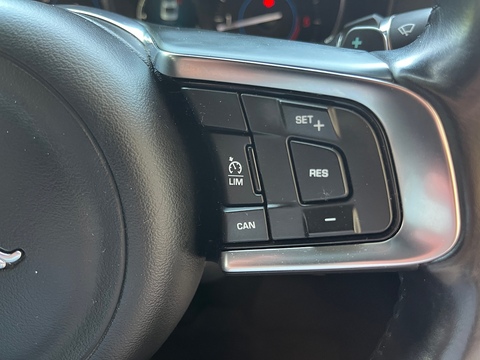 2.0d R-Sport Saloon 4dr Diesel Auto Euro 6 (s/s) (180 ps)