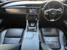 Jaguar XF d R-Sport 