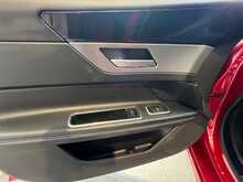 Jaguar XF d R-Sport 