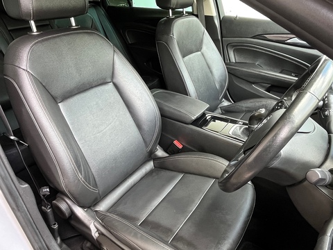 1.5i Turbo Elite Nav Sports Tourer 5dr Petrol Manual Euro 6 (s/s) (165 ps)