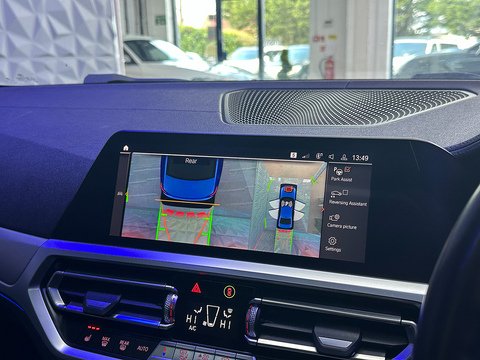 2.0 320d M Sport Saloon 4dr Diesel Auto xDrive Euro 6 (s/s) (190 ps) MASSIVE RARE SPEC + IMMACULATE + XDRIVE