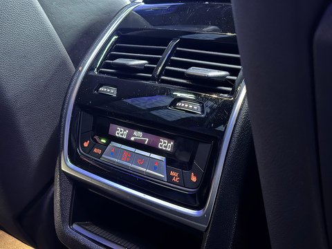 3.0 M50d SUV 5dr Diesel Auto xDrive Euro 6 (s/s) (400 ps)