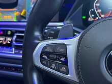 BMW X7 M50d TECH PACK + PREMIUM PACK + SKY LOUNGE + RIVIERA ALLOYS