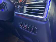 BMW X7 M50d TECH PACK + PREMIUM PACK + SKY LOUNGE + RIVIERA ALLOYS