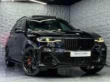 BMW X7 M50d TECH PACK + PREMIUM PACK + SKY LOUNGE + RIVIERA ALLOYS