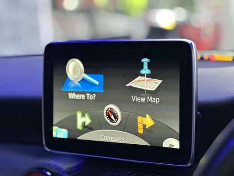 2.0 A45 AMG Hatchback 5dr Petrol SpdS DCT 4MATIC Euro 6 (s/s) (381 ps)