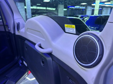 3.2 DI-DC SG3 SUV 5dr Diesel Auto 4WD Euro 6 LWB (187 ps)