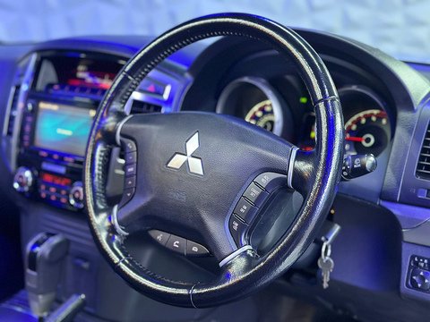 3.2 DI-DC SG3 SUV 5dr Diesel Auto 4WD Euro 6 LWB (187 ps)