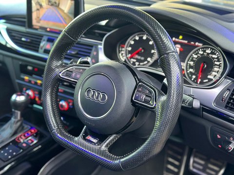 4.0 TFSI V8 Estate 5dr Petrol Tiptronic quattro Euro 6 (s/s) (560 ps)