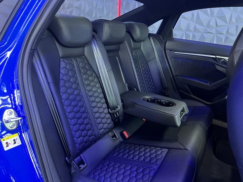 2.5 TFSI Vorsprung Saloon 4dr Petrol S Tronic quattro Euro 6 (s/s) (400 ps)