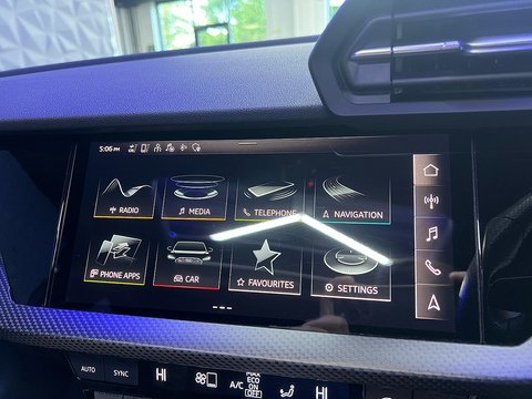 2.5 TFSI Vorsprung Saloon 4dr Petrol S Tronic quattro Euro 6 (s/s) (400 ps)