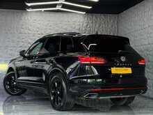 Volkswagen Touareg TDI V6 R-Line PAN + REVCAM + LEATHER + BLACK PACK