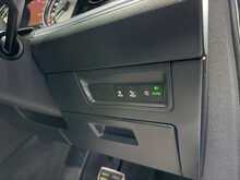 Volkswagen Touareg TDI V6 R-Line PAN + REVCAM + LEATHER + BLACK PACK