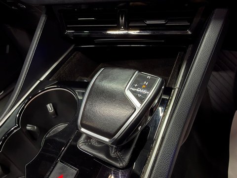 3.0 TDI V6 R-Line SUV 5dr Diesel Tiptronic 4Motion Euro 6 (s/s) (286 ps)