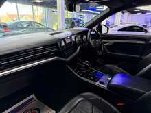 Volkswagen Touareg TDI V6 R-Line PAN + REVCAM + LEATHER + BLACK PACK