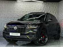 Volkswagen Touareg TDI V6 R-Line PAN + REVCAM + LEATHER + BLACK PACK
