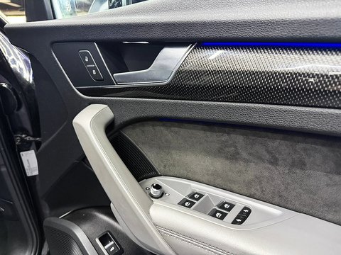 3.0 TDI V6 SUV 5dr Diesel Tiptronic quattro Euro 6 (s/s) (347 ps)