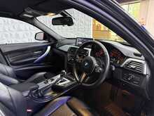 BMW 3 Series 330e M Sport TOP SPEC + M PERFORMANCE KIT