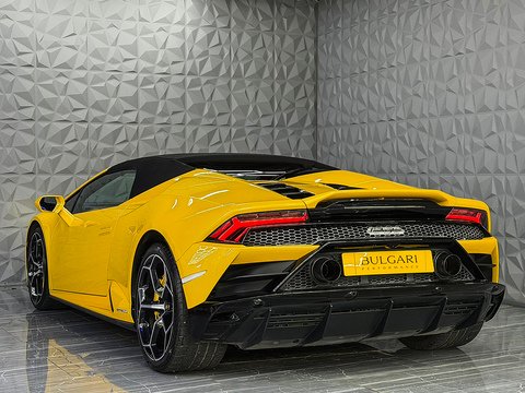 5.2 V10 LP 640-4 EVO Spyder 2dr Petrol LDF 4WD Euro 6 (s/s) (640 ps)