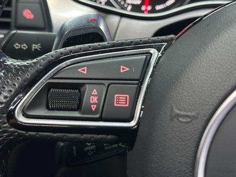 4.0 TFSI V8 Estate 5dr Petrol Tiptronic quattro Euro 6 (s/s) (560 ps)
