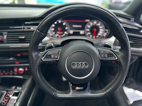 4.0 TFSI V8 Estate 5dr Petrol Tiptronic quattro Euro 6 (s/s) (560 ps)