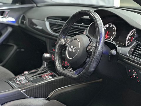 4.0 TFSI V8 Estate 5dr Petrol Tiptronic quattro Euro 6 (s/s) (560 ps)
