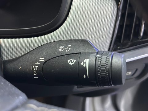 2.0 D5 PowerPulse R-Design Saloon 4dr Diesel Auto AWD Euro 6 (s/s) (235 ps)